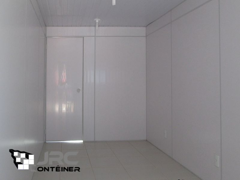 escrtsuit03-56-800-600-100